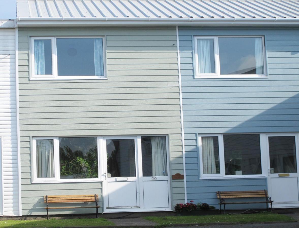 Freshwater Bay Holiday Cottages Pembroke Chambre photo