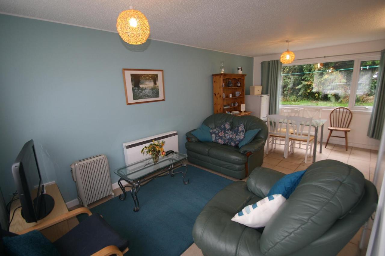 Freshwater Bay Holiday Cottages Pembroke Extérieur photo