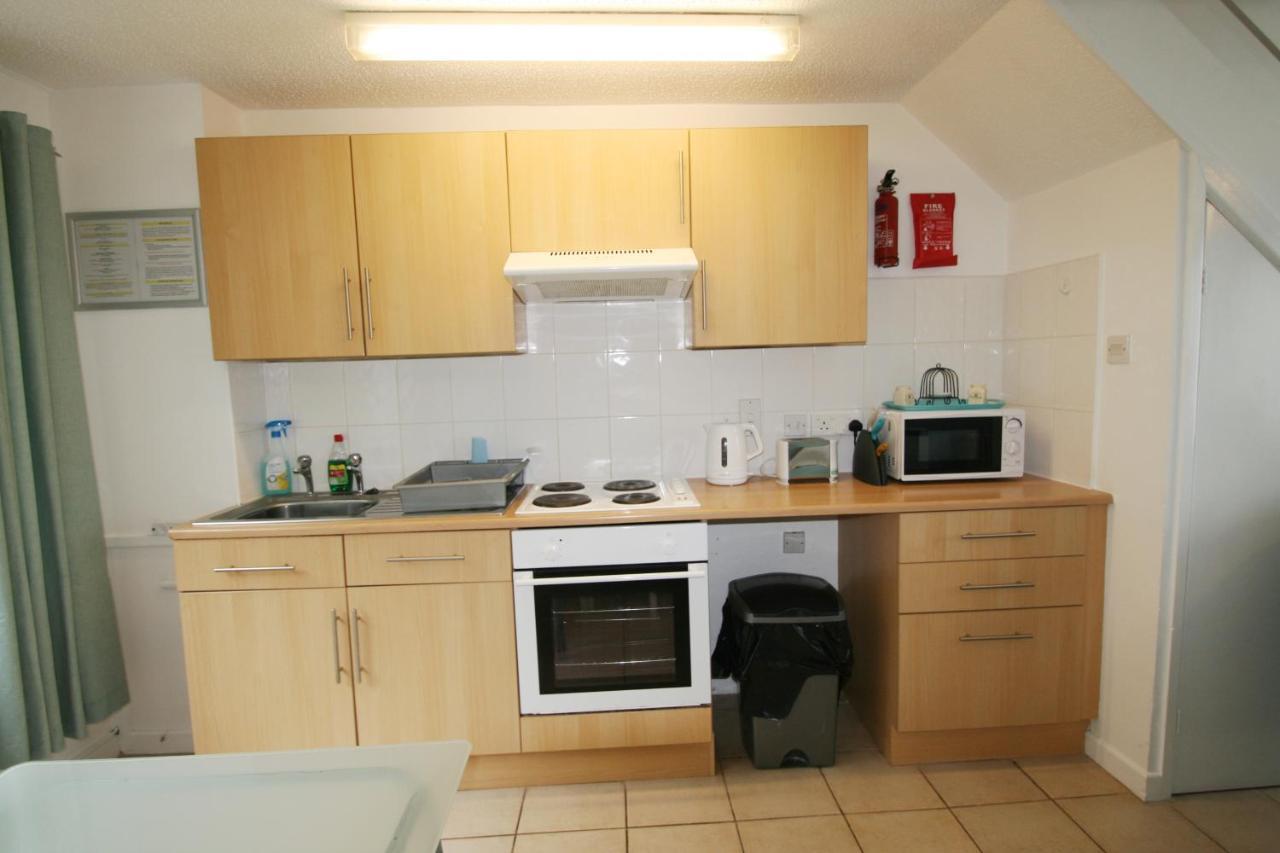 Freshwater Bay Holiday Cottages Pembroke Extérieur photo