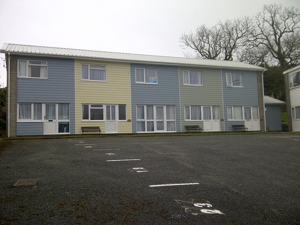 Freshwater Bay Holiday Cottages Pembroke Chambre photo