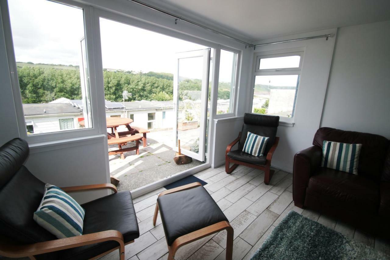 Freshwater Bay Holiday Cottages Pembroke Extérieur photo